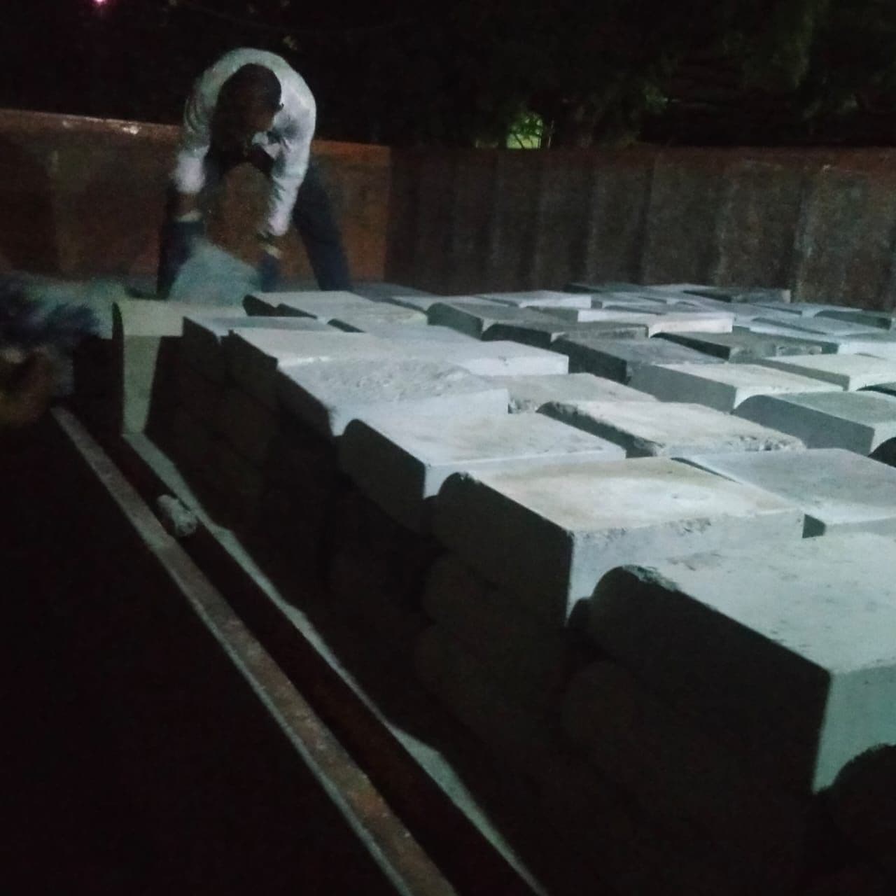 Kerb Stones for Road Edges, Garden Borders, and Driveways